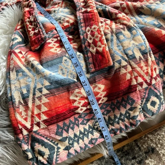 Pendleton Multicolor Patterned Robe - Picture 10 of 12